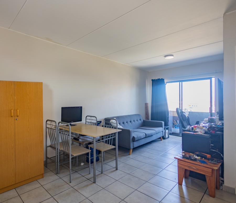 1 Bedroom Property for Sale in Parklands North Western Cape